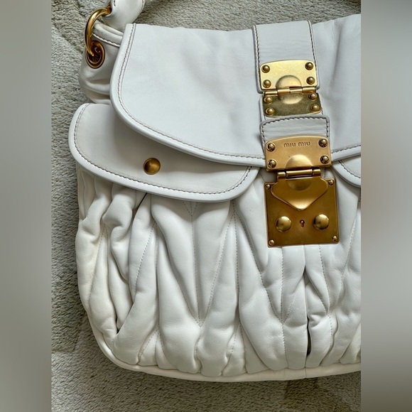 Neo Vintage Miu Miu Matelasse shoulder bag - Picture 2 of 16